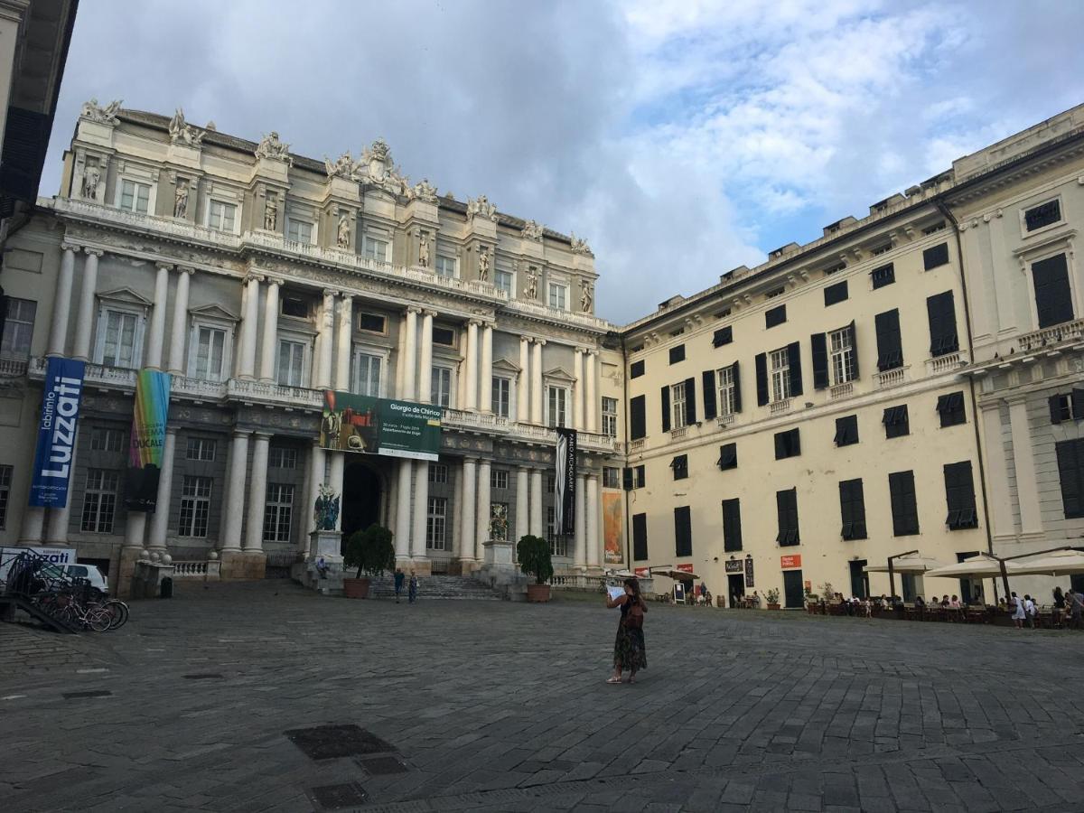 Il Vicoletto Apartment Genoa Luaran gambar